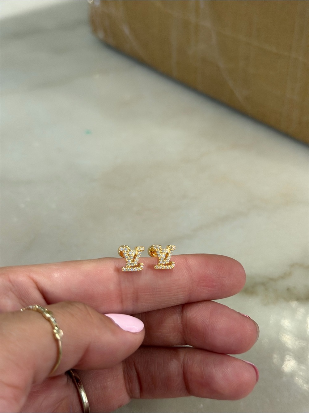 Gold LV diamond Stud Earrings stainless steel - Picture 2 of 6